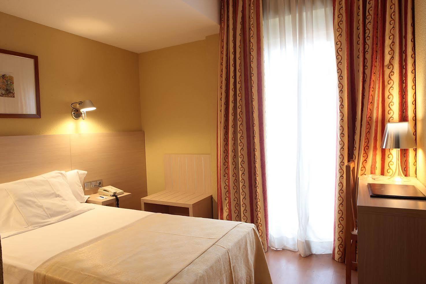 Hotel บัวร์ลาดา ภายนอก รูปภาพ